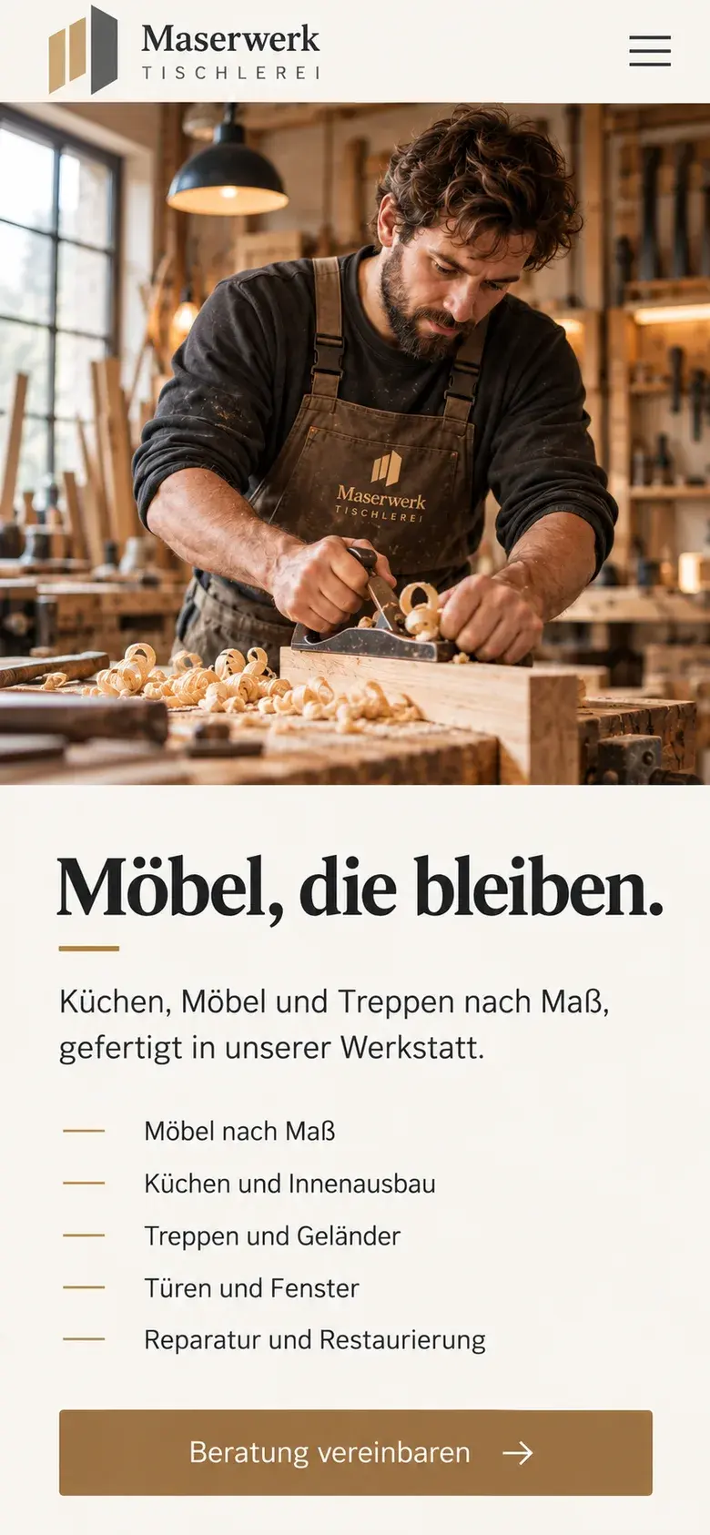 Konzeptentwurf Smartphone-Ansicht einer Tischlerei: Werkstattfoto, Überschrift „Möbel, die bleiben.“, Liste der Leistungen und Button „Beratung vereinbaren“.
